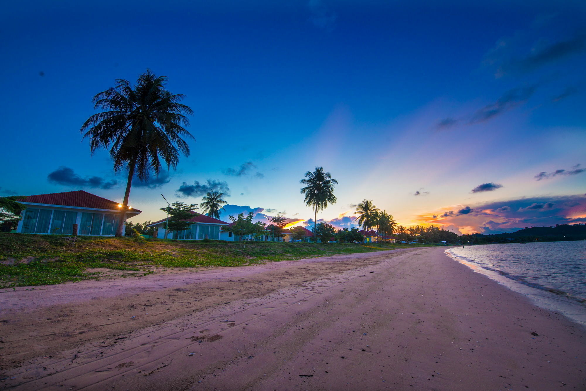 Star Light Beach Resort And Restaurant Chumphon Esterno foto