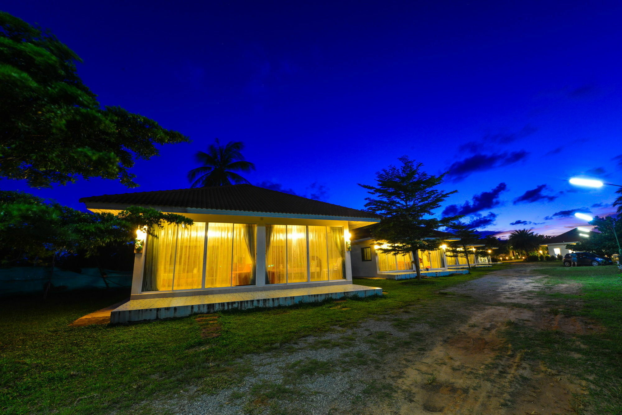 Star Light Beach Resort And Restaurant Chumphon Esterno foto